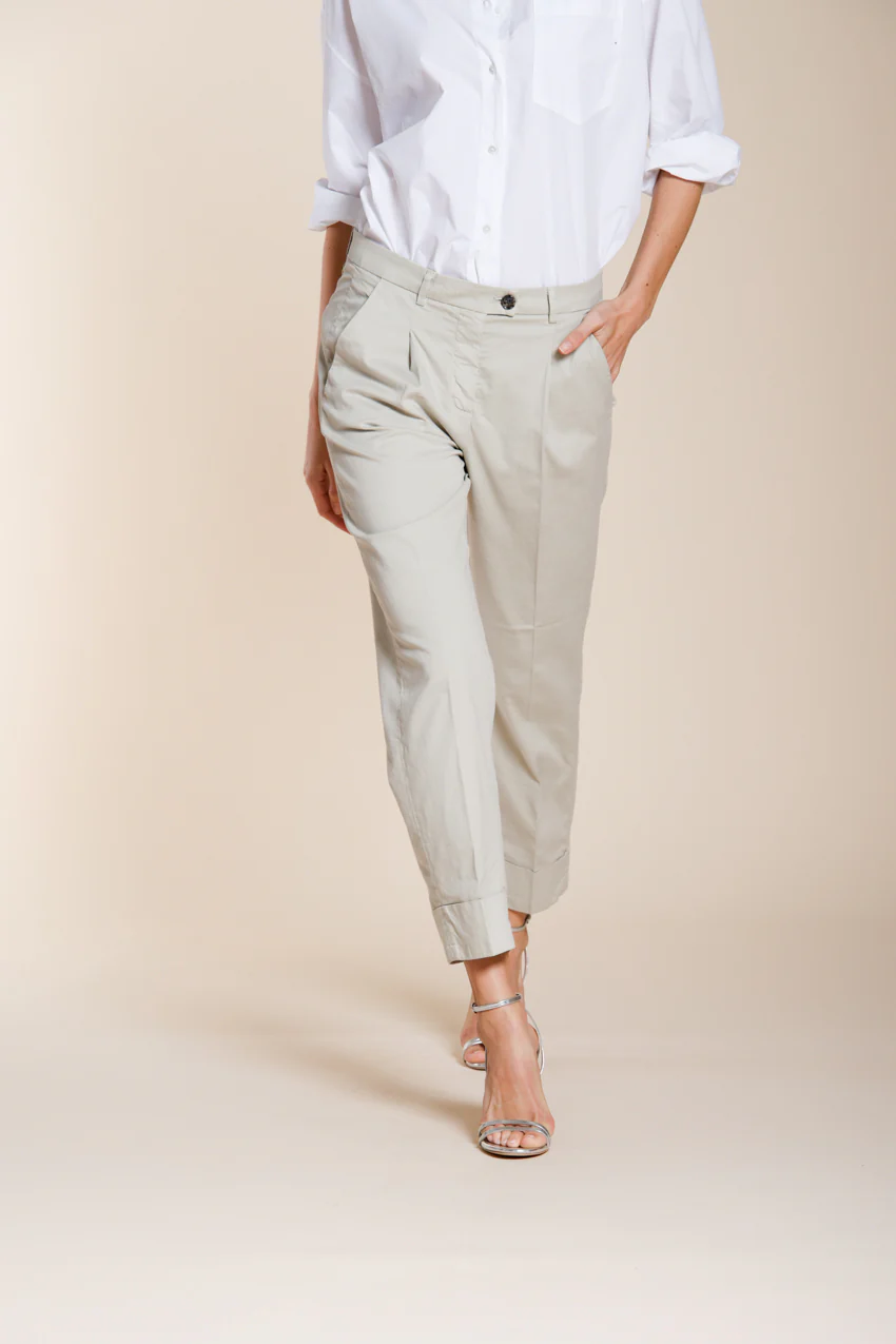 New York Carrot Sartoriale 1 Pince pantalone chino donna in raso di cotone e seta carrot fit ① - Image 4